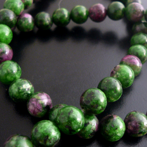 緑系メランジュ翡翠7ミリ珠（10個）