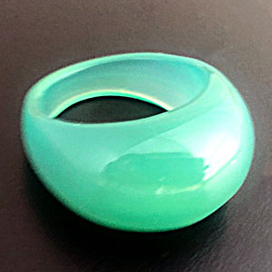 中国・韓国歴史ドラマの「あの指輪」緑瑪瑙のぷっくりリング