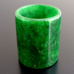 ミャンマー緑系天然翡翠の円筒形ハイグレードパーツL