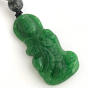翡翠の観音ネックレス